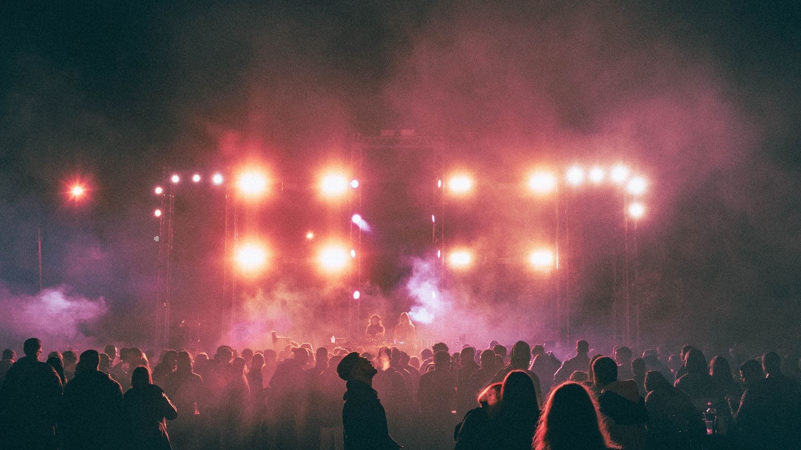 Emiratos mete los conciertos en su canon de música y empieza a cobrar en diciembre, pero no ha publicado la tarifa del directo