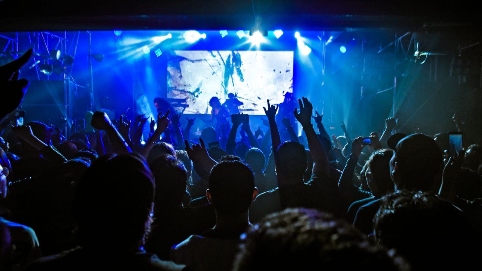 ADE y VibeLab abren el 22 de octubre un índice que mide la cultura de la noche en seis ciudades, no su impacto económico